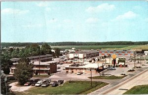 Postcard GAS STATION SCENE Salisbury Maryland MD AJ0166