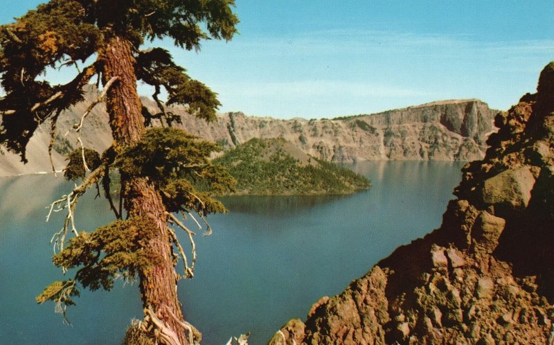 Vintage Postcard Crater Lake Wizard Island Volcanic Crater Vari-Colored Cliff OR