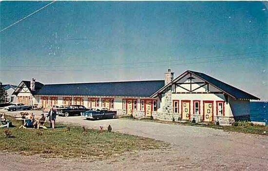 Canada, Quebec, Matane By The Sea, Motel Hotel Belle Plage, Carle's  C-903