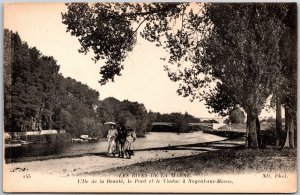 Les Rives De La Marne L'Île De La Beauté Le Pont Et Le Viaduc France Postcard