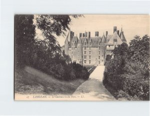 Postcard Le Chateau vu du Parc Langeais France