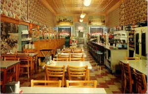 Postcard Interior Warnecke's DeWitt Cafe 903 Sixth Ave Highway 61 in DeWitt Iowa