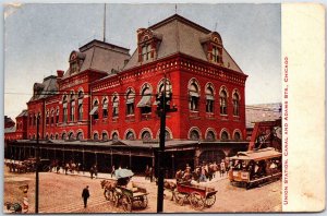 VINTAGE POSTCARD STREET SCENE BESIDE THE UNION STATION ON CANAL & ADAMS CHICAGO