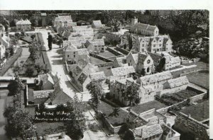 Gloucestershire Postcard - The Model Village - Bourton-on-the-Water - Ref 10117A