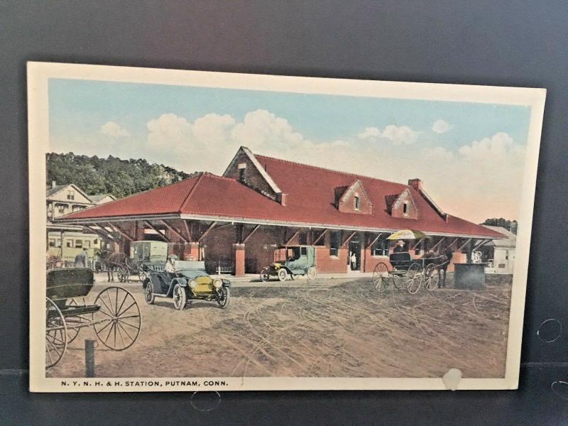 Postcard N.Y.,N.H. & H. Railroad Station, Putnam, CT       Y9