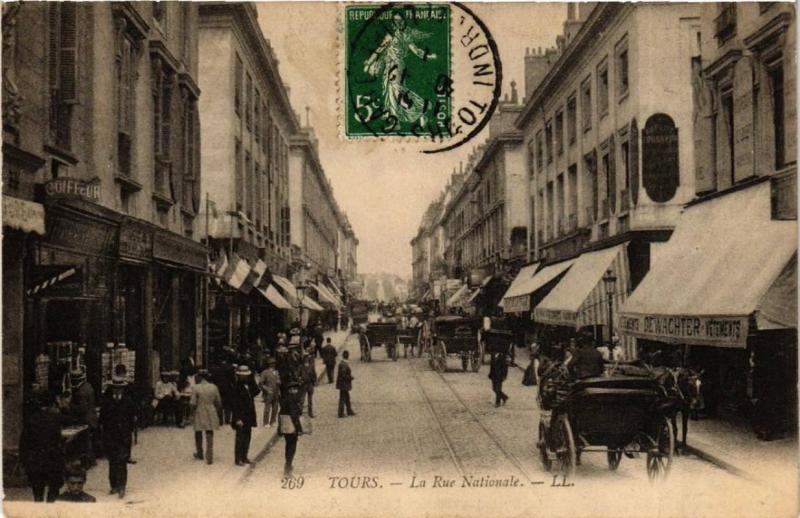 CPA Tours La Rue Nationale (611589)