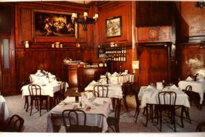 Unused pre-1970 BOHEMIAN HALL RESTAURANT New York City Manhattan NY card y3164