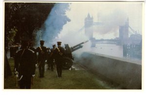 Salute of Guns , Tower Bridge, Royal Family 1982