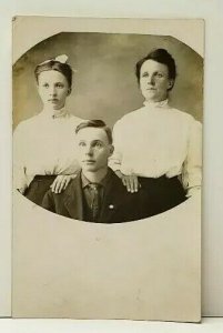 RPPC Family Posing for Picture Douglas North Dakota Estate Postcard D10