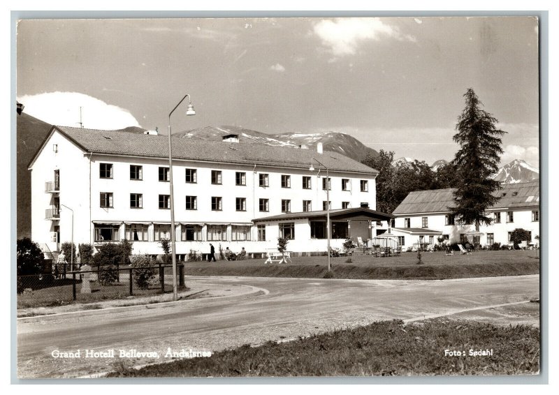 Grand Hotell Bellevue Andalsnes Vintage RPPC Postcard Continental View Card 