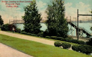Circa 1910 Bridge Leading to Boat Landing Riverside Park Toledo, Ohio P18