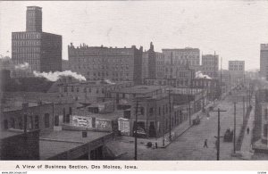 DES MOINES , Iowa, 00-10s ; A View of Business Section