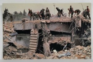 Marine Headquarters Bombing Beirut Lebanon Digging Survivors 1983 Postcard S8