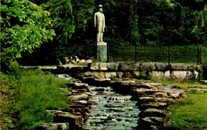 Tennessee Lynchburg Jach Daniel's Statue and Spring