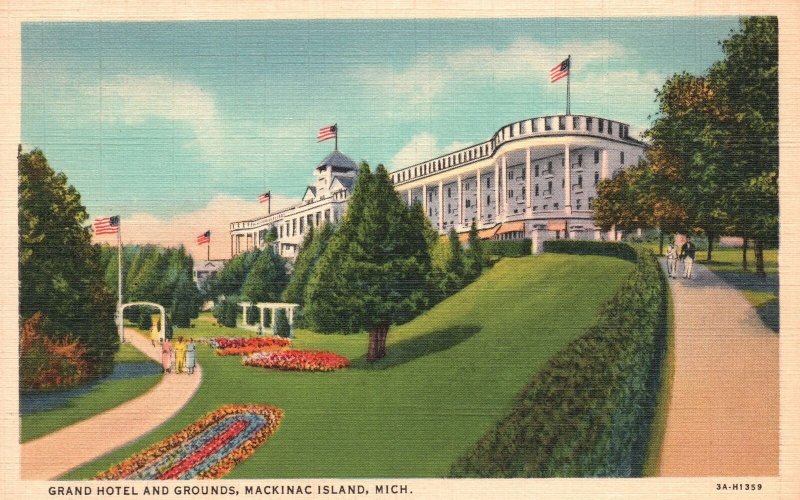 Vintage Postcard Grand Hotel and Grounds Landscape Mackinac Island Michigan MI
