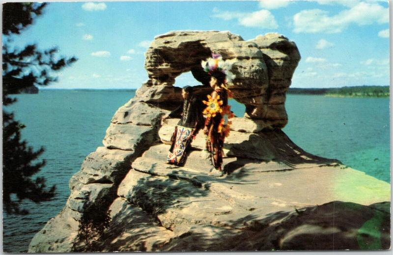 Wisconsin Dells -  Native American boys/men at Demon's Anvil