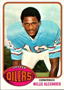 1976 Topps Football Card Willie Alexander Houston Oilers sk4607