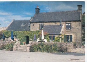 Staffordshire Postcard - The Roaches Tea Rooms, Upper Hulme   LC2861