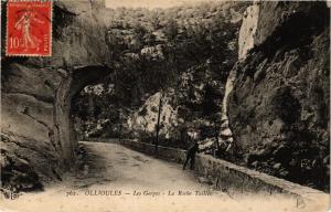 CPA OLLIOULES Les Gorges-La Roche Taillée (411288)