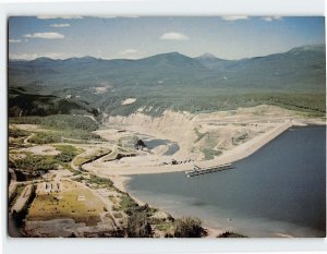 Postcard Bennett Dam, Canada