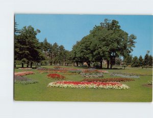 Postcard Flower Garden, Van de Veer Park, Davenport, Iowa