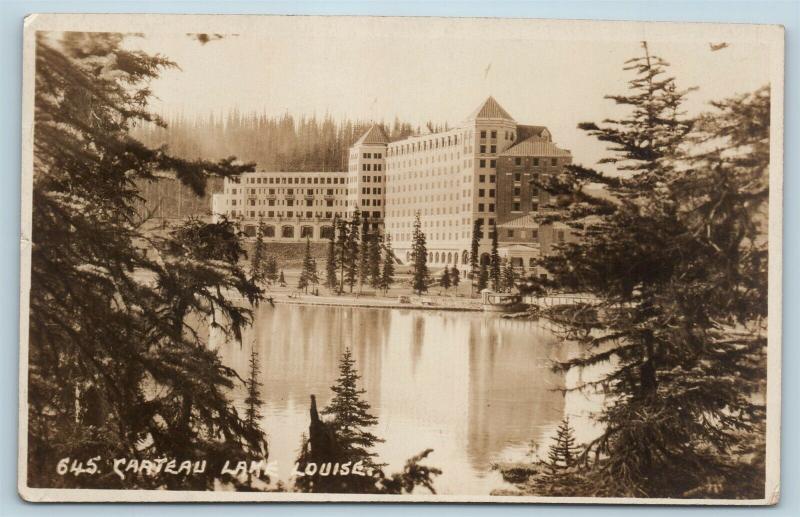 Postcard Canada Alberta Banff Chateau Lake Louise RPPC Byron Harmon Photo #2 Q11