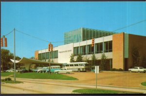 Mississippi BILOXI The Broadwater Beach Hotel older cars Greyhound Bus - Chrome