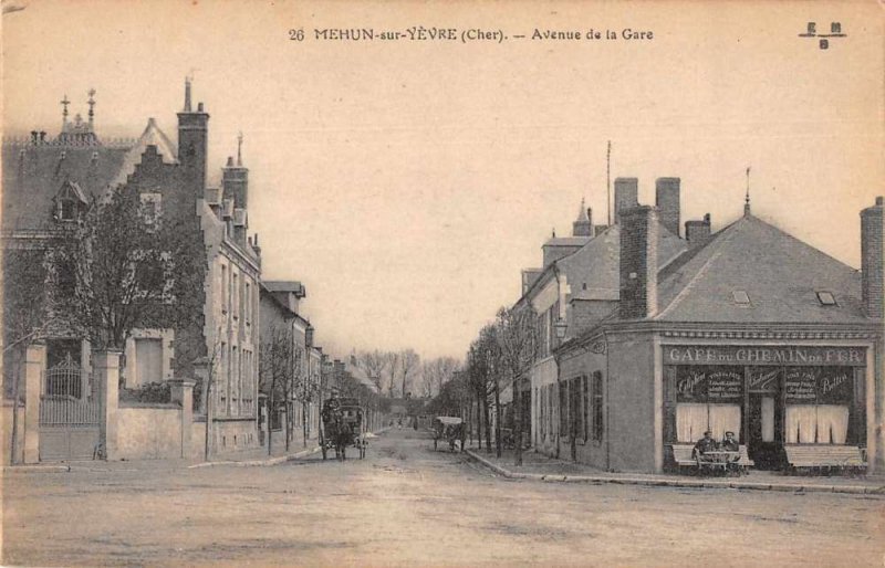 Mehun sur Yevre France Avenue de la Gare Street Scene Vintage Postcard JF685887