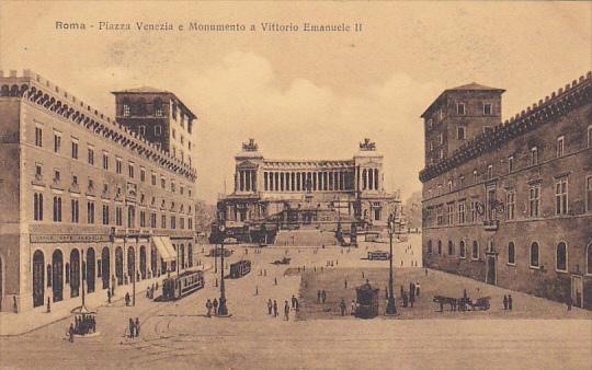 Italy Roma Rome Piazza Venezia e Monumento a Vittorio Emanuele II