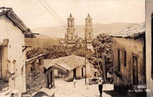 TAXCO GUERRERO MEXICO STREET VIEW~DESENTIS #3 REAL PHOTO POSTCARD 1940s