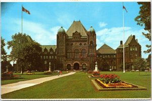 postcard Toronto - The Ontario Government Legislative Building at Queen's Park