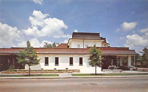 Johnson & Sons Funeral Home Hutchinson, Kansas Funeral Home Unused 