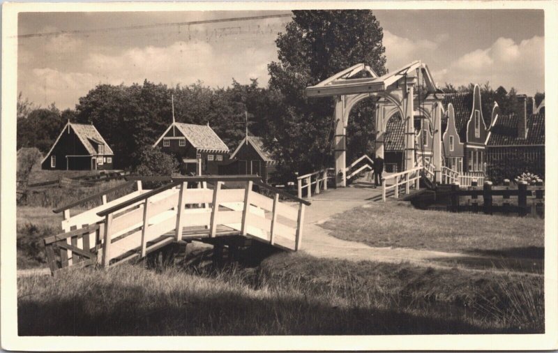 Netherlands Het Nederlands Openluchtmuseum Arnhem Vintage RPPC 04.10