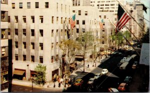 Vtg New York City NY Fifth Avenue Street View Rockefeller Center 1950s Postcard