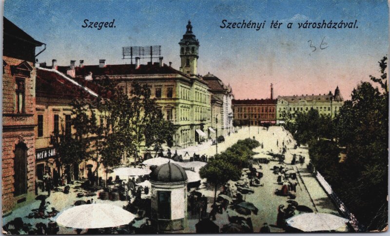 Hungary Szeged Szechenyi ter a Varoshazaval Vintage Postcard C112