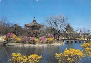 BT13941 Hyangweon jeong pavilion at gyeongbog palace Seoul       South  Korea