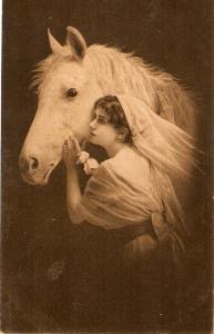 \Pretty Lady with her Horse\ Nice Spanish Postcard