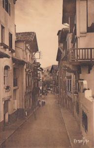 France St-Jean-de-Luz Street Scene