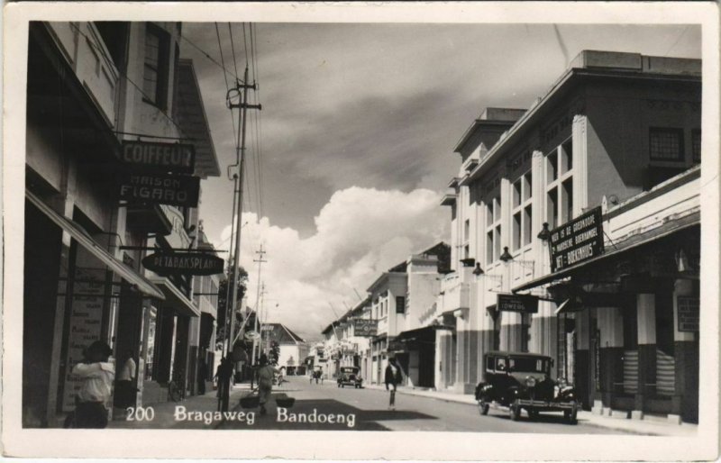 PC real photo postcard BANDOENG Bragaweg INDONESIA (a18589)