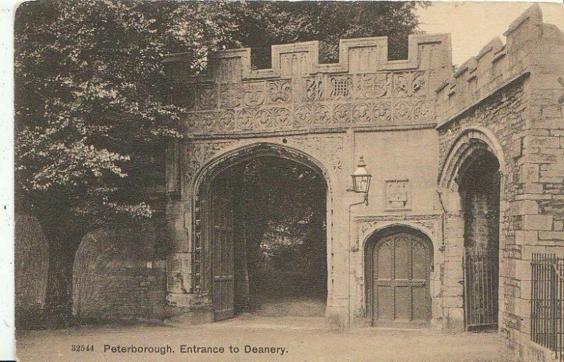 Cambridgeshire Postcard - Peterborough - Entrance to Deanery  2875