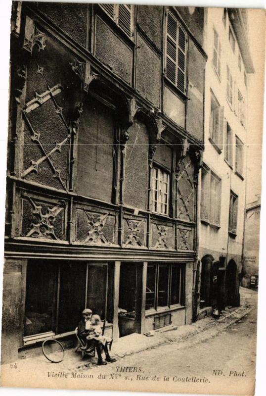 CPA THIERS - Vieille maison du xi rue de la coutellerie (197335)