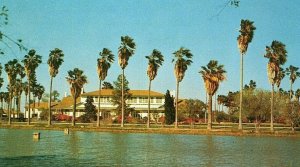 Postcard View of Valley Home of Texas Governor, TX.      P4