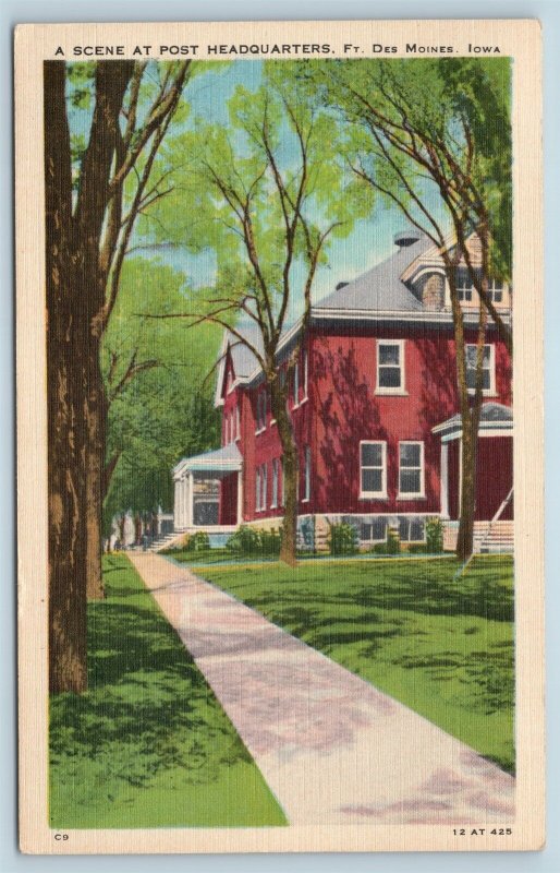 Postcard IA Fort Des Moines A Scene at Post Headquarters c1940s Linen T15