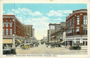 Postcard 1920s Oklahoma Muskogee Broadway Autos Trolley Tracks Teich OK24-4788