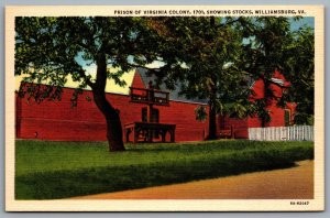 Postcard Williamsburg VA c1936 Prison of Virginia Colony 1701 Showing Stocks