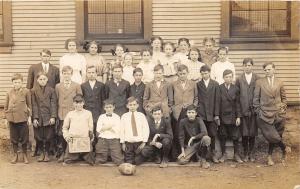 D43/ Herminie Pennsylvania Pa Photo RPPC Postcard High School Class Football