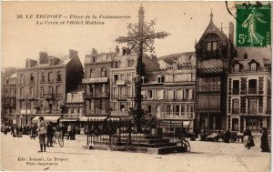 CPA Le TRÉPORT-Place de la Poissonnerie La Croix et l'Hotel Mathieu (348323)