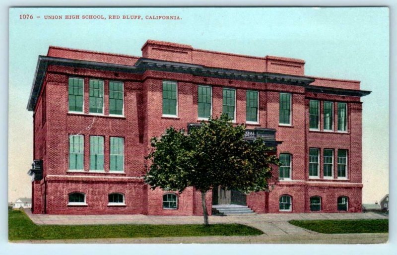 2 Postcards RED BLUFF, CA ~ Kraft Memorial PUBLIC LIBRARY & Union High School