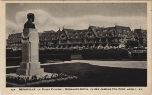 CPA Deauville Normandy Hotel vu des Jardins (1233433)