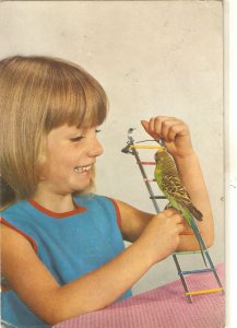 Little girl playing with her pet, fbird Lovely modern Spanish postcard